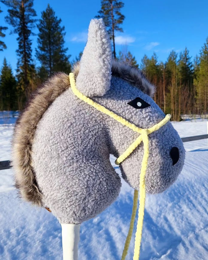 Aasi harmaa Basic keppihevonen