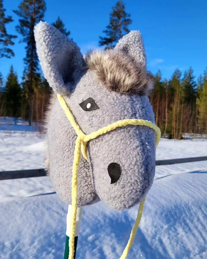 Aasi harmaa Basic keppihevonen